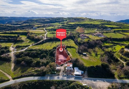 Stroumpi Pano Terrain résidentiel | C8358