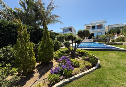 Latsi Villa Individuelle Propriété à vendre | BK10833